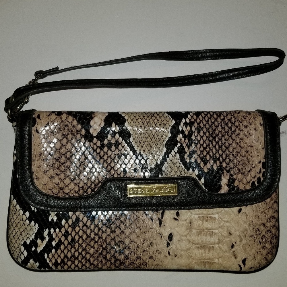 Steve Madden Coin/make up bag